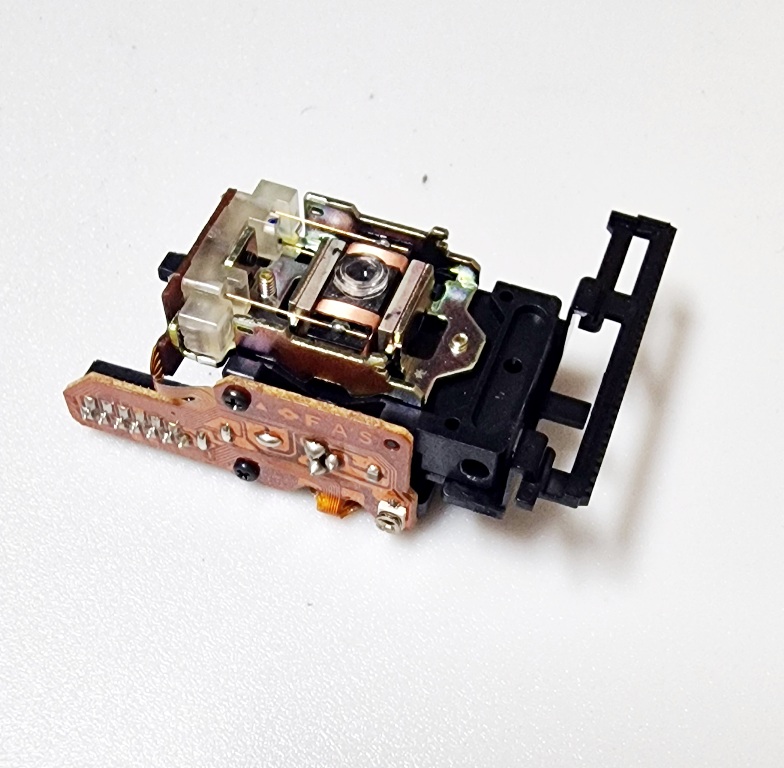 Grupo óptico CD  Sanyo  SFP100  Ficha 13 Pinos